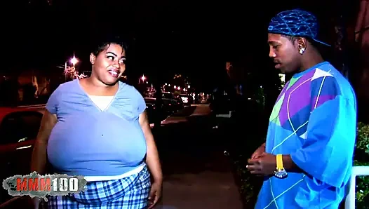 Очень толстую черную женщину трахнули как никогда раньше