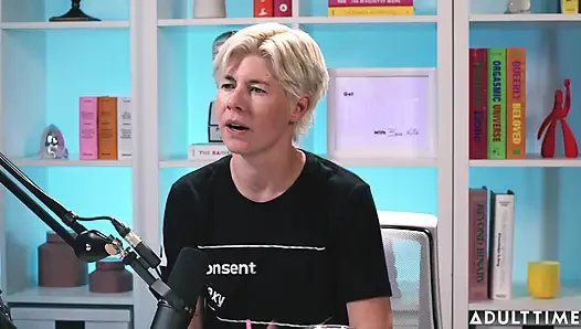 Lilly Bell Eksibisme, Sexting, & Pemberdayaan | Podcast Khusus Orang Dewasa