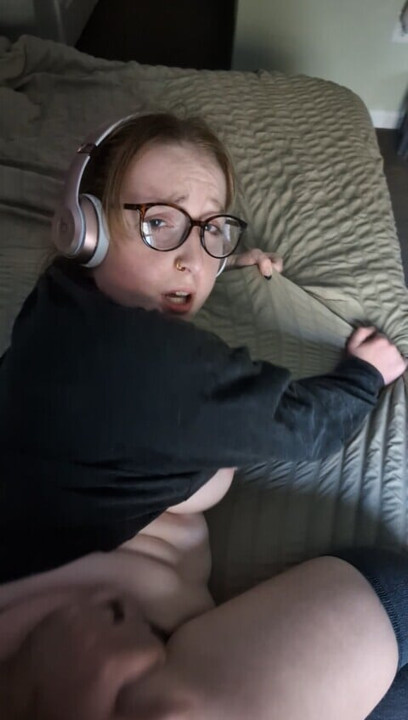 Cumming Inside of a nerdy girl is how you get player three