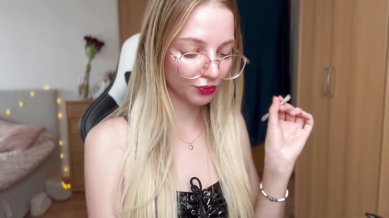 Asmr kadın egemenliği terapisti randevusu