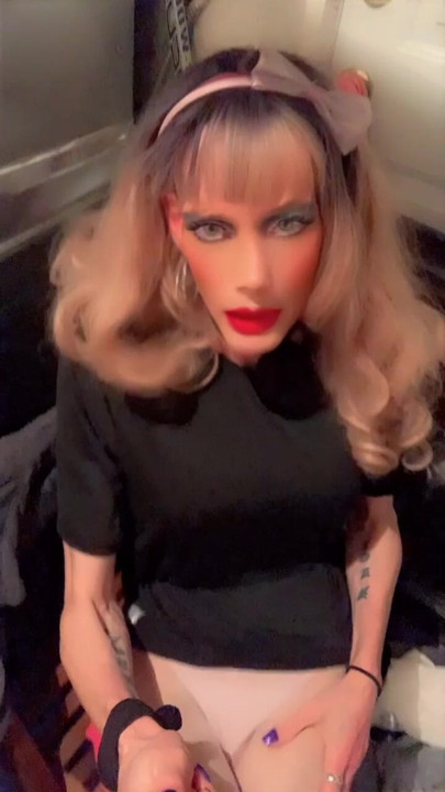Do you wanna play doctor