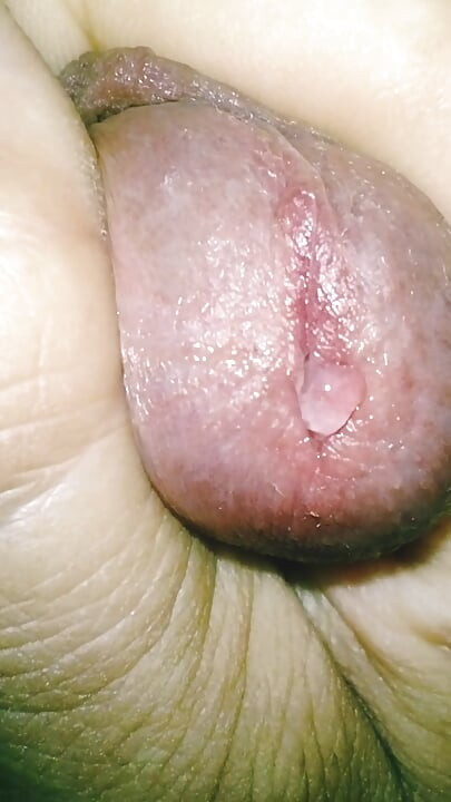 Manhã de close-up da masturbação, cheia de esperma, para um dia melhor