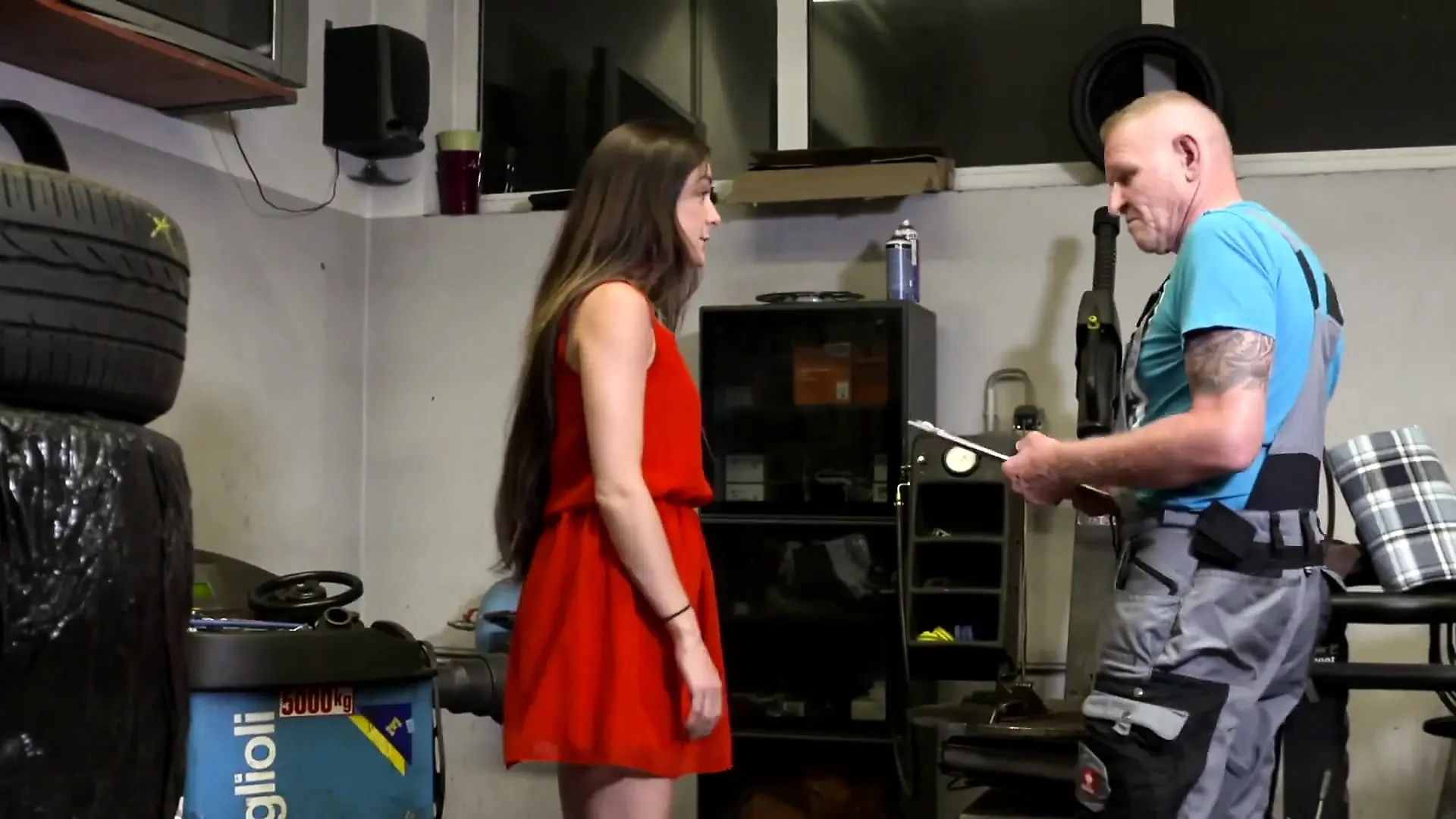 Lullu Gun - tattoo,beauty