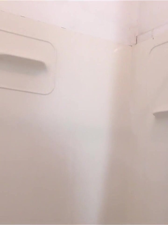 Oprigtig røg efter brusebadet