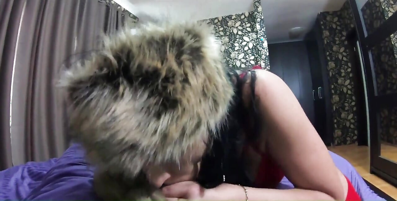 Chefens Gave Dybt Blowjob, Pelsfrakke Leg Og Sperm På Min Krop