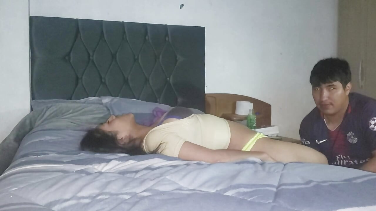 Amateur Latin Couple | Private in-room session