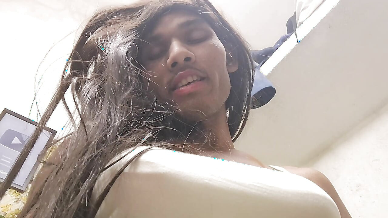 Larkiyon ka gand mota kyon hota hai