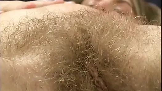 Vintage hairy 3 way aughties hairy hippy lesbians