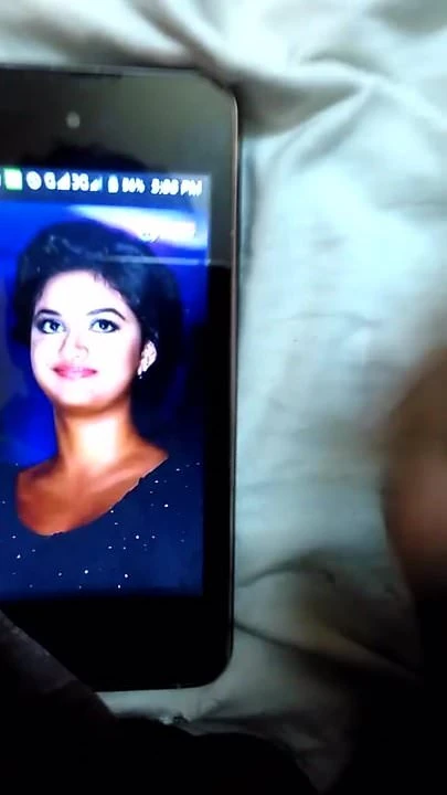 keeethi suresh on cum
