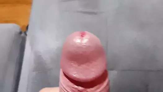 Utangaç küçük çük