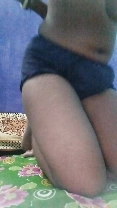 Desi ungali hot ladki