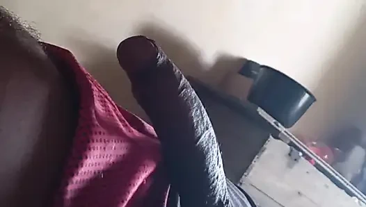 EVLI INANÇLı KADıN ATEŞLI SÜTÜNÜ BOŞALTANA KADAR PAPAZıN SIYAH YARAĞıYLA MASTÜRBASYON YAPıYOR