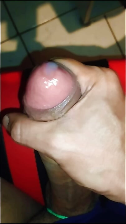 Big-cocked guy spills his load