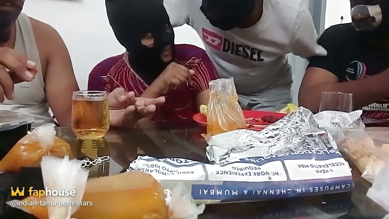 Masă de mese fierbinte murdar preludiu vorbind