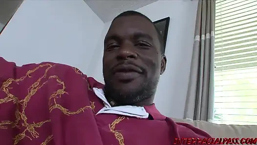 Madison moore membuang motornya untuk menunggangi kontol hitam besar