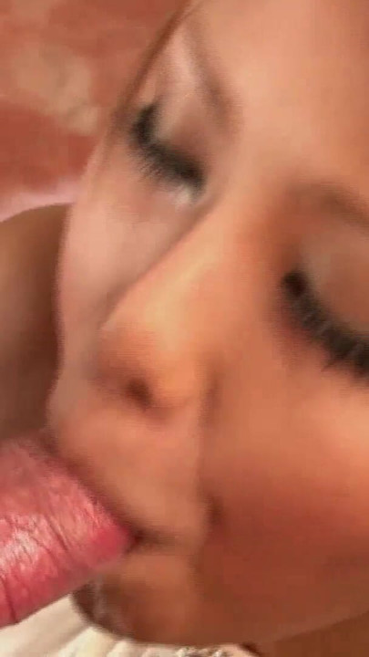 Thrilling moment from "Junge Notgeile Asiatin laesst sich den Arsch und die Pussy lecken"