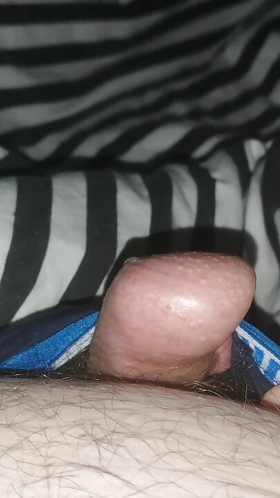 Edging my cock for 8 minutes straight