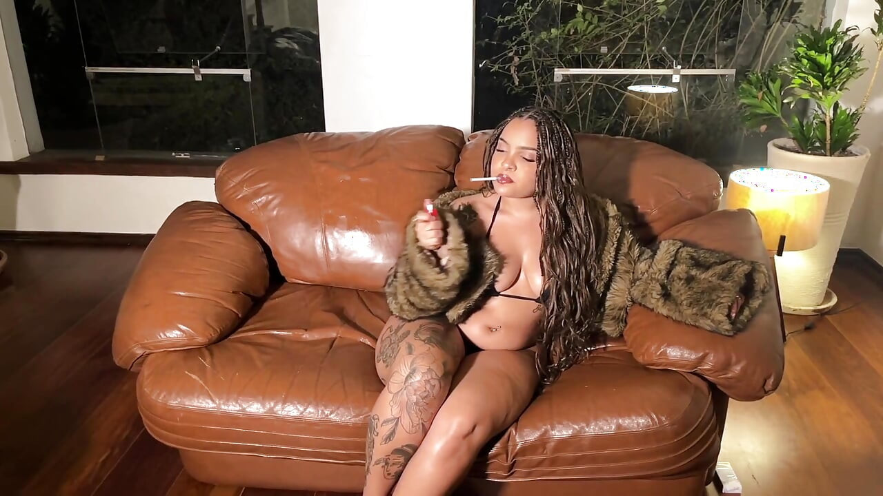 Brazilian Chubby Girl Masturbating