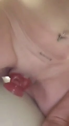 Slut Eliza