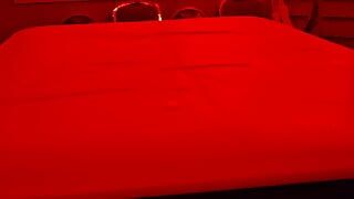 Video completo di Una stanza rossa