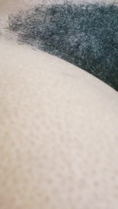 Very Hairy Pussy Show STEPMom har erotisk naken | Klipp 1
