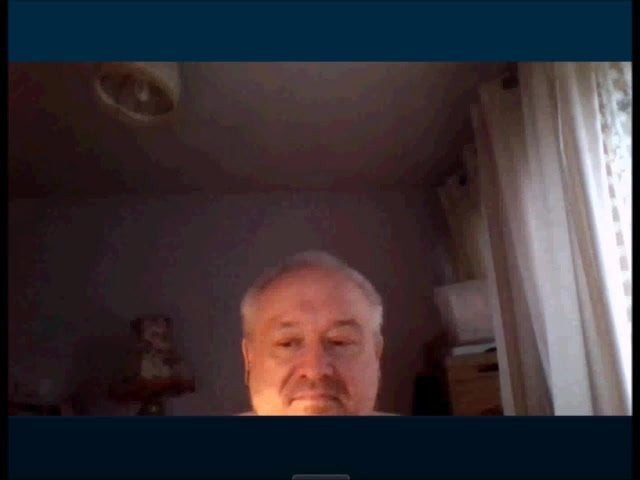 Abuelo masturbando pequeña polla