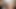 濡れた毛深い膣、豊満な女性に指で舐められる