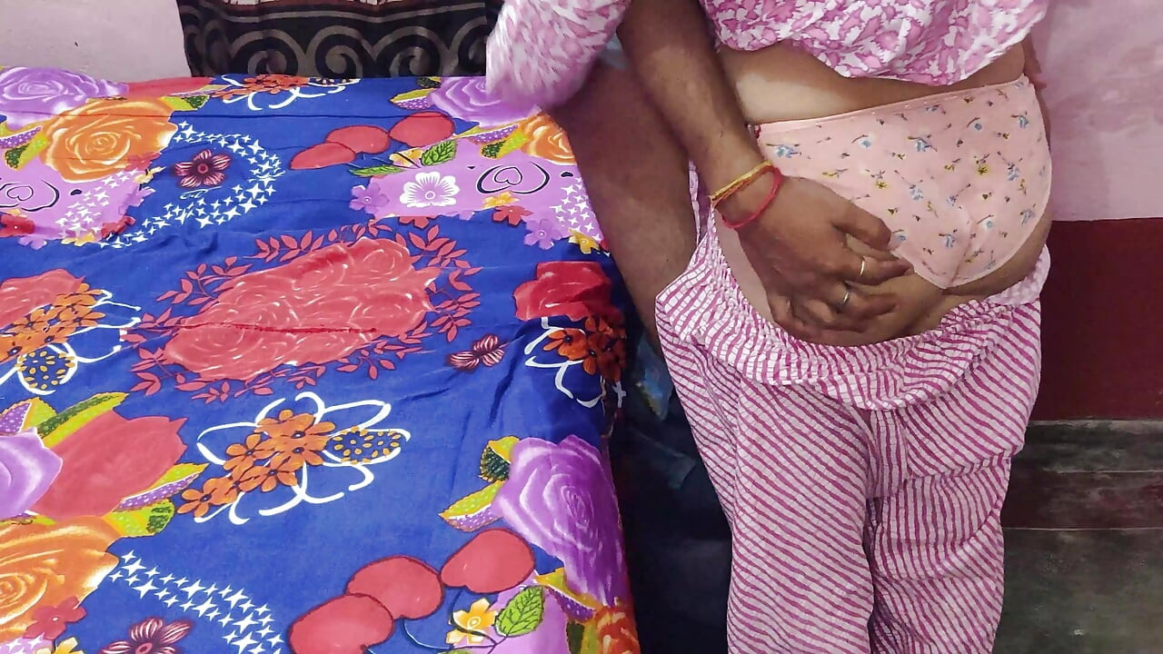 Hostel Se Aayi Choti Sali Ke Sath First Time Sex Keya