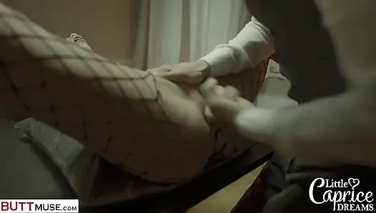 Seks anal pertamaku - bondage me