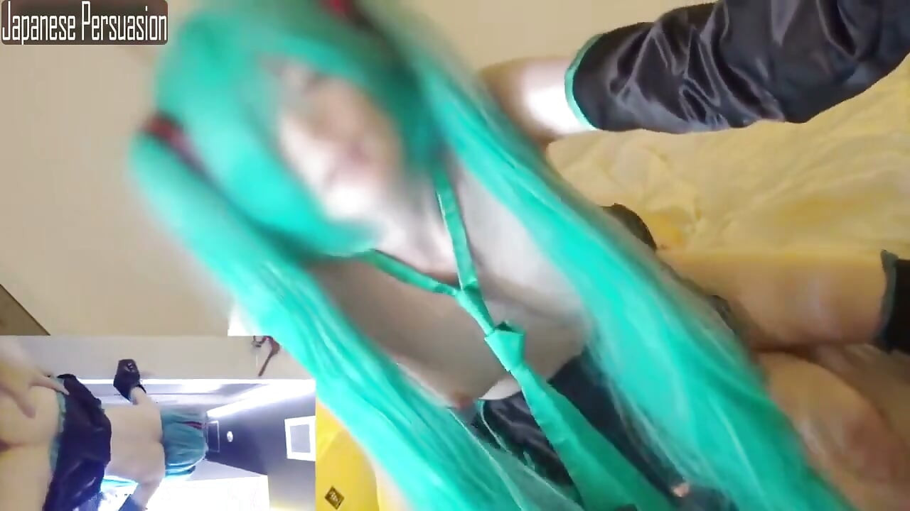 Miku Cosplayer Returns Remastered - Classic Miku Costume Sex Part 2 - 2