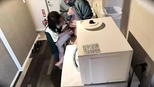 Husbands porn video – A wife who heals her tired husband with sex when he comes home from work.