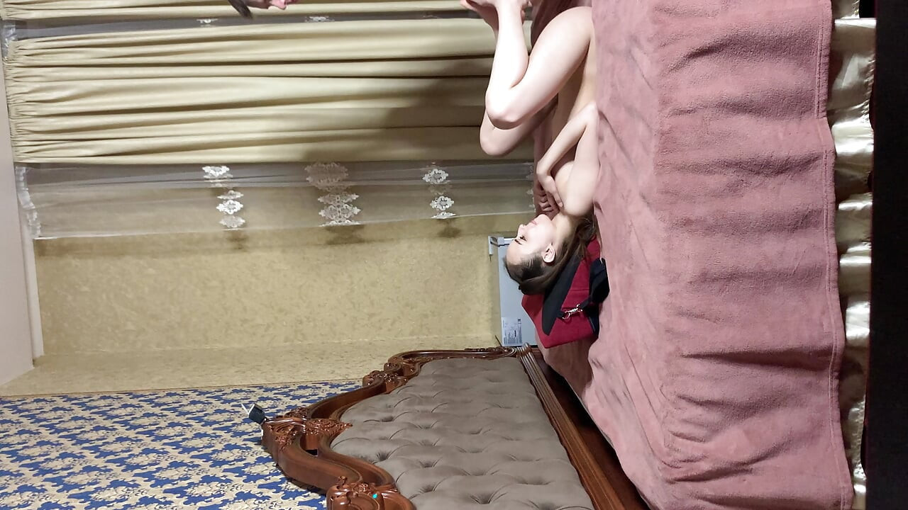 Ella no se permitió contener a Sheer MisssVikki