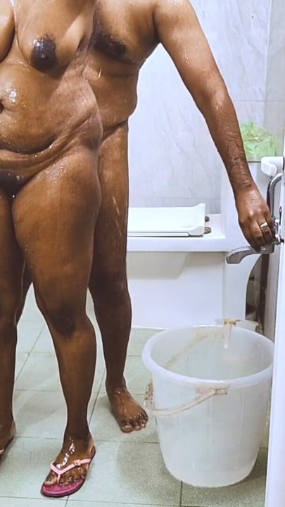 Indian Tamil Girl In Hotel Bathroom Sex With Room boy. | Clip 2