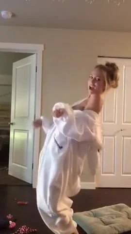 Sexy bunny suit dance