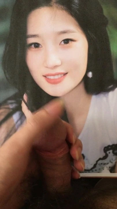 Cum on Dia Chaeyeon