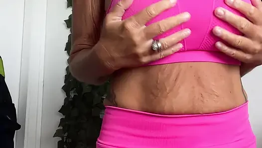 Alll dengan warna pink.. apalagi merah muda? Apakah Anda melihatnya?