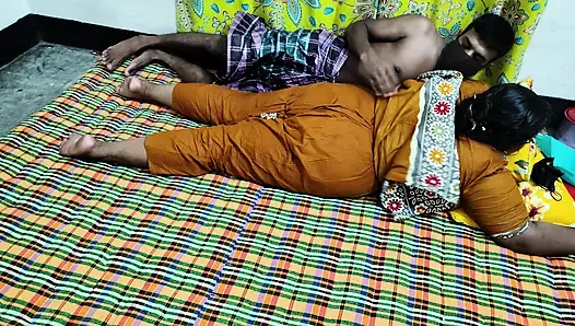 Desi chick enjoys a relaxing bath