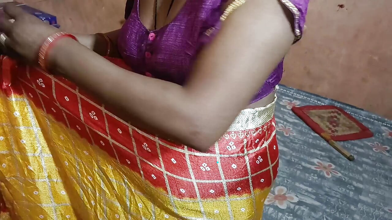 Husband honeymoon her with Desi bhabhi night