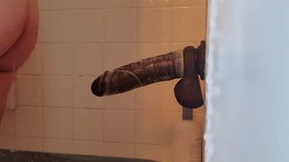 Chevauchage sous la douche (3)
