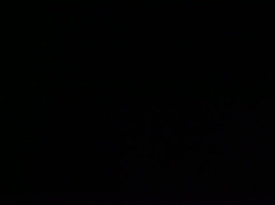 Μαύρο κορίτσι με μεγάλα βυζιά θέλει να παίξει