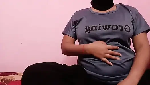 Koi ladka hai to mujhse land de do message karo