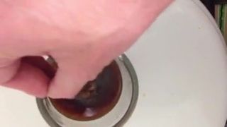 Adicionando creme fresco ao meu café