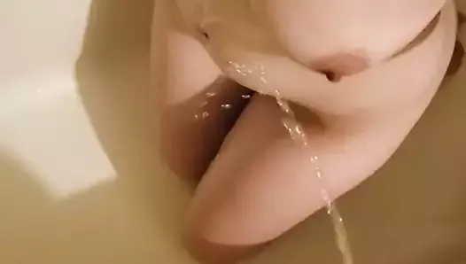 Pissing on my sexy wife