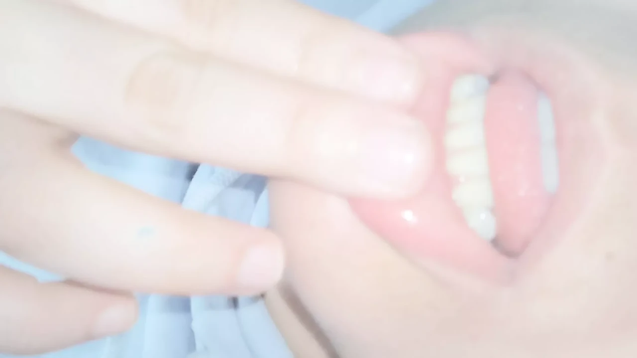 I just cum and there's nothing sexier than eating my own juices while there is no available girl to eat out.