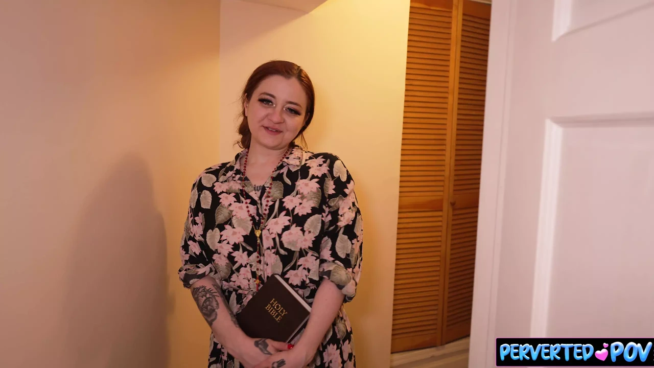 牧师女儿过来学习圣经