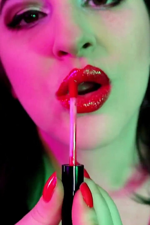 100 Layers of Lipgloss Asmr Kisses