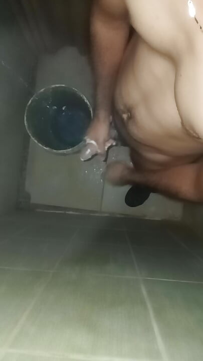 Slim guy takes his shower to masturbate