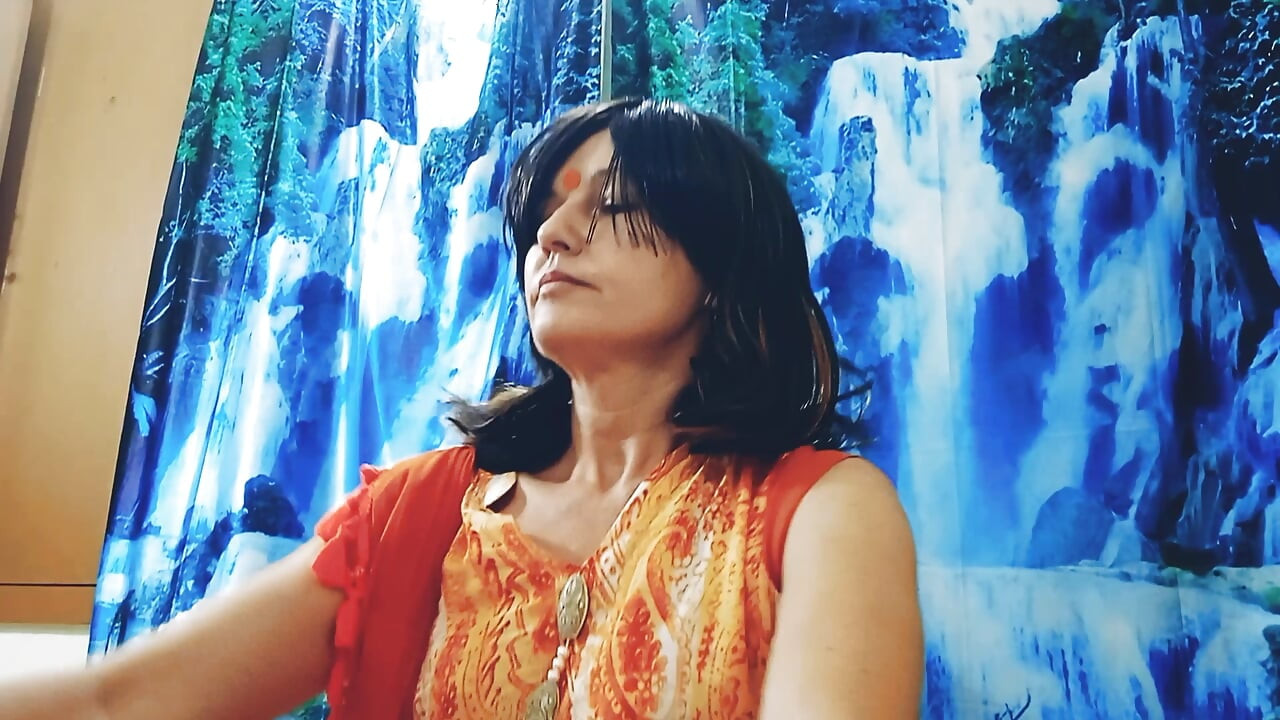 Ela libera sua milf interior em sexo selvagem