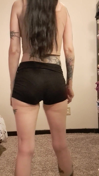 Twerking Lessons for Sissy Slave