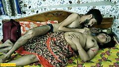 Indian hot village bhabhi - il miglior sesso xxx con un ragazzo adolescente! con audio sporco